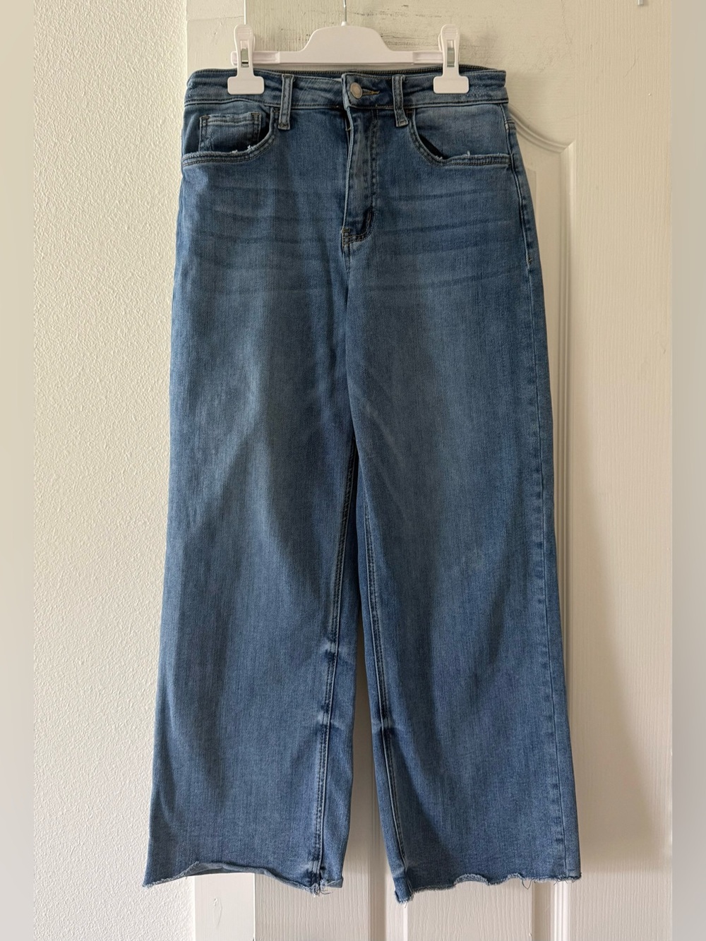 VERVET Mischief Super High Rise Wide Leg Jeans 28 Raw Hem